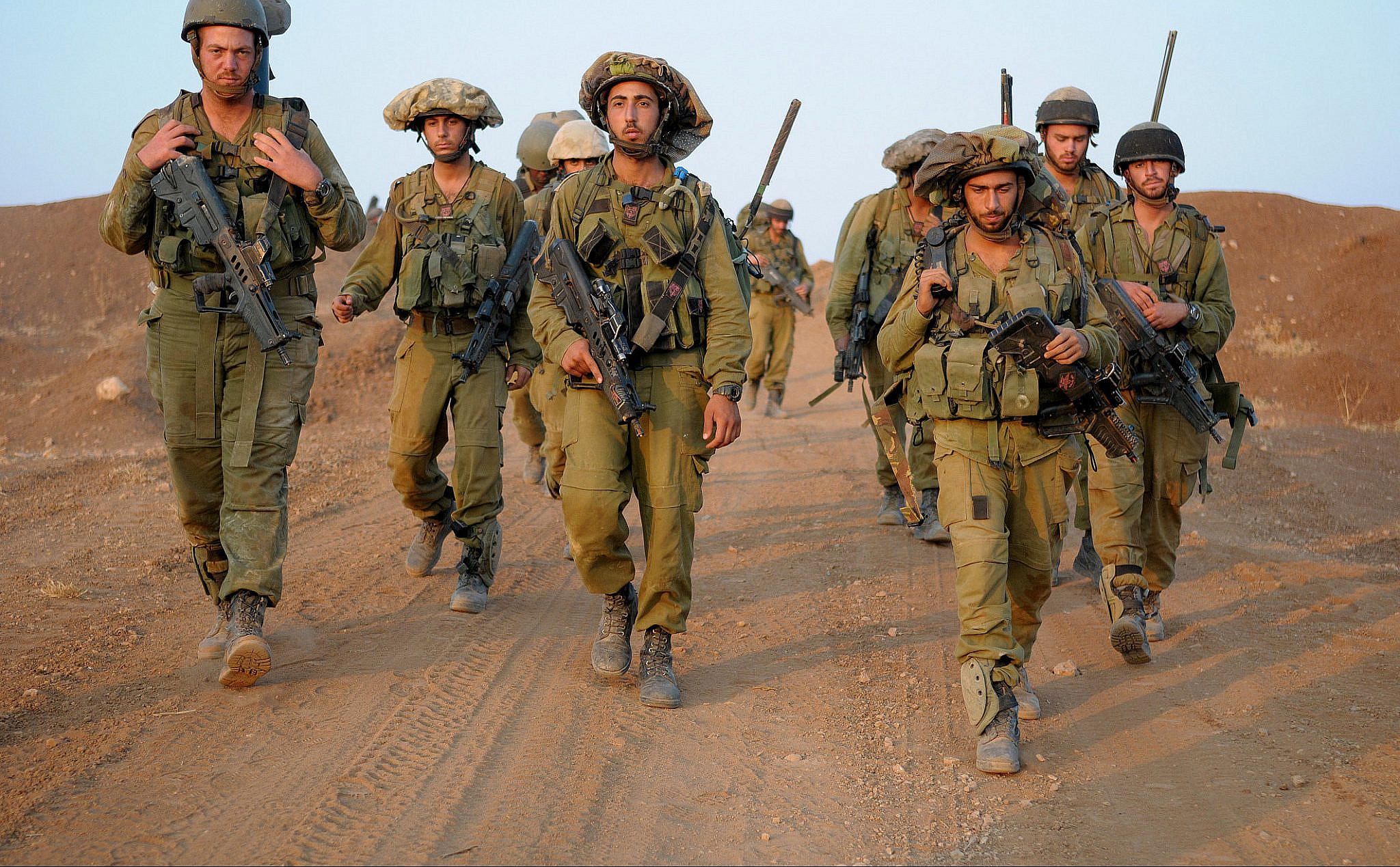 סמינר: אתיקה צבאית יישומית