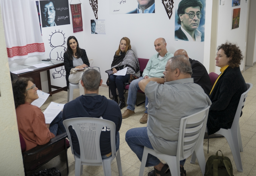 לומדים יחד (צילום: ארז מילר) לומדים יחד (צילום: ארז מילר)