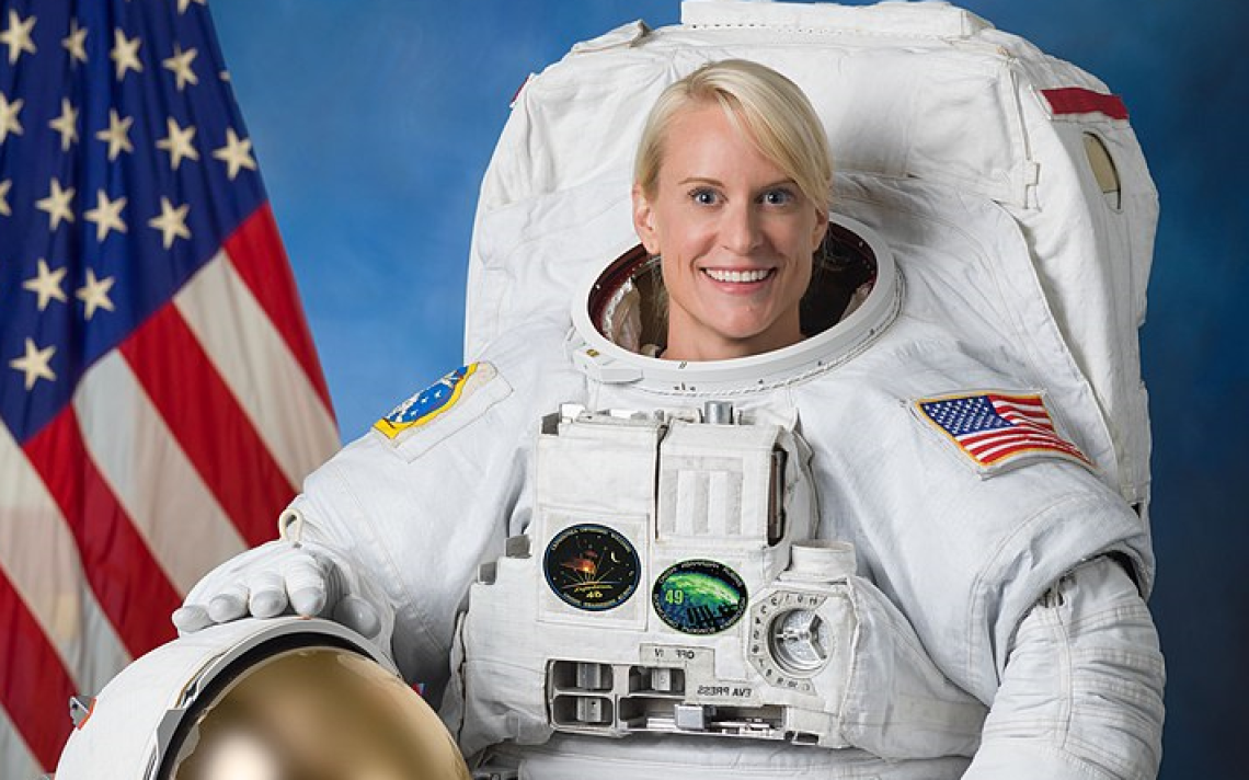 קייט רובינס. צילום: Josh Valcarcel/NASA