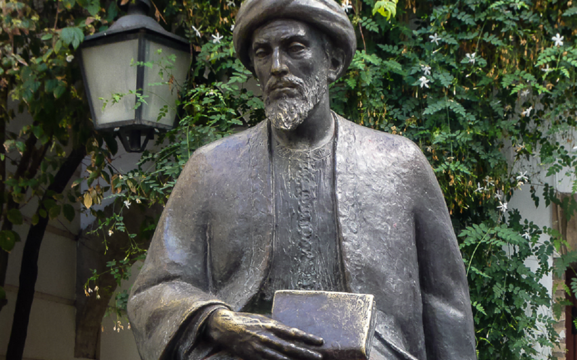פסל הרמב"ם בקורדובה. צילום: Turol Jones. מתוך ויקיפדיה