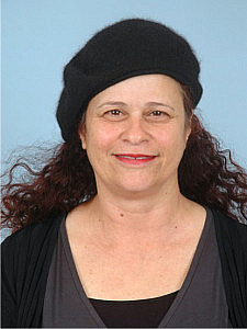 שלוש זיוה שלוש